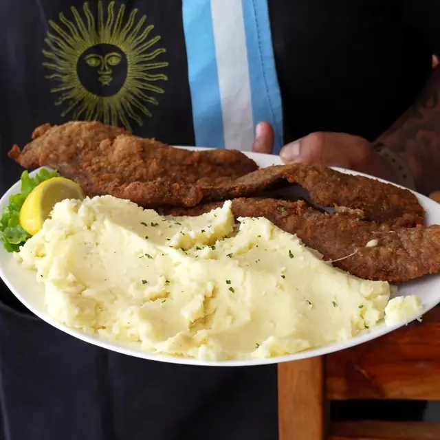 Milanesa con puré